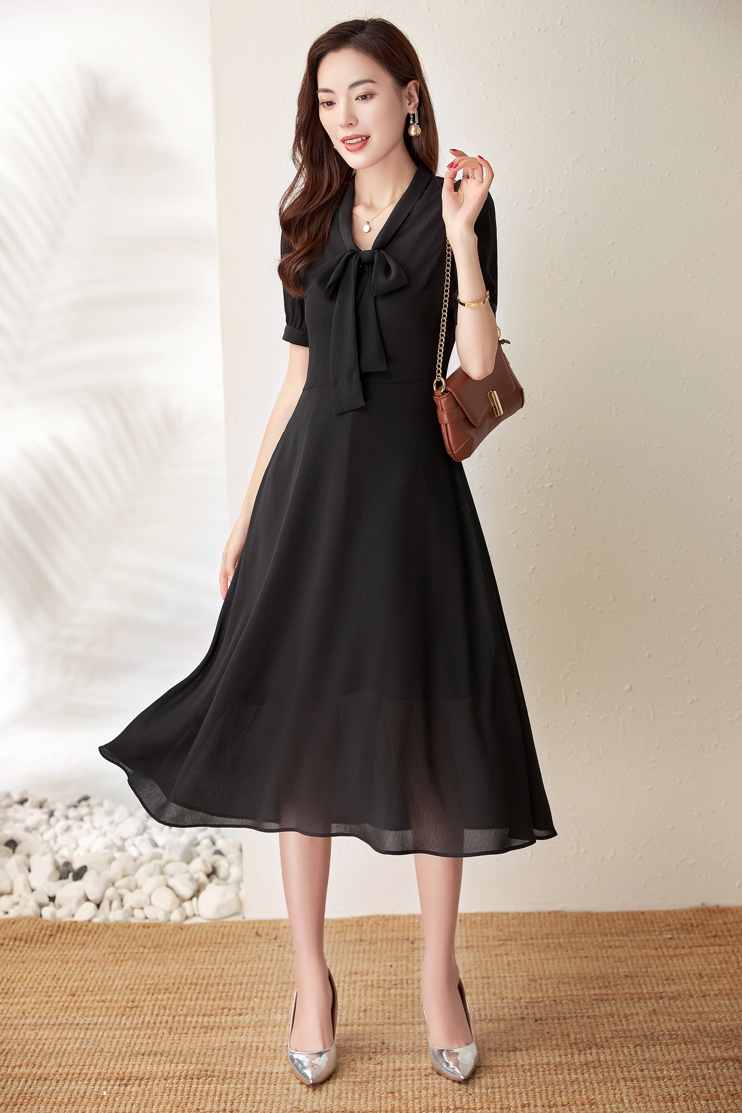 Ebba front ribbon crepe dress