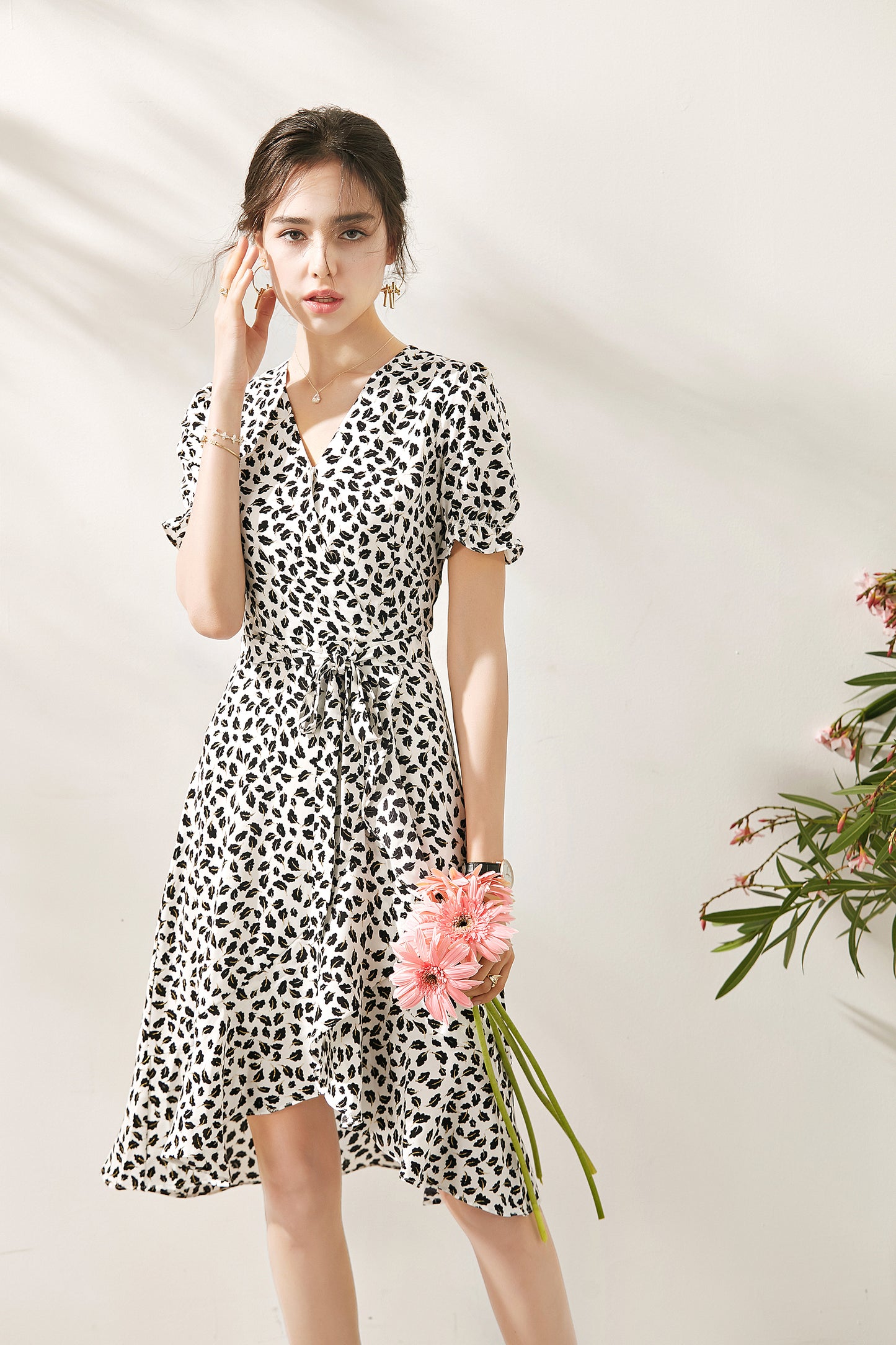 Blaise V neck Puff sleeve Ruffle Tulip MIDI dress