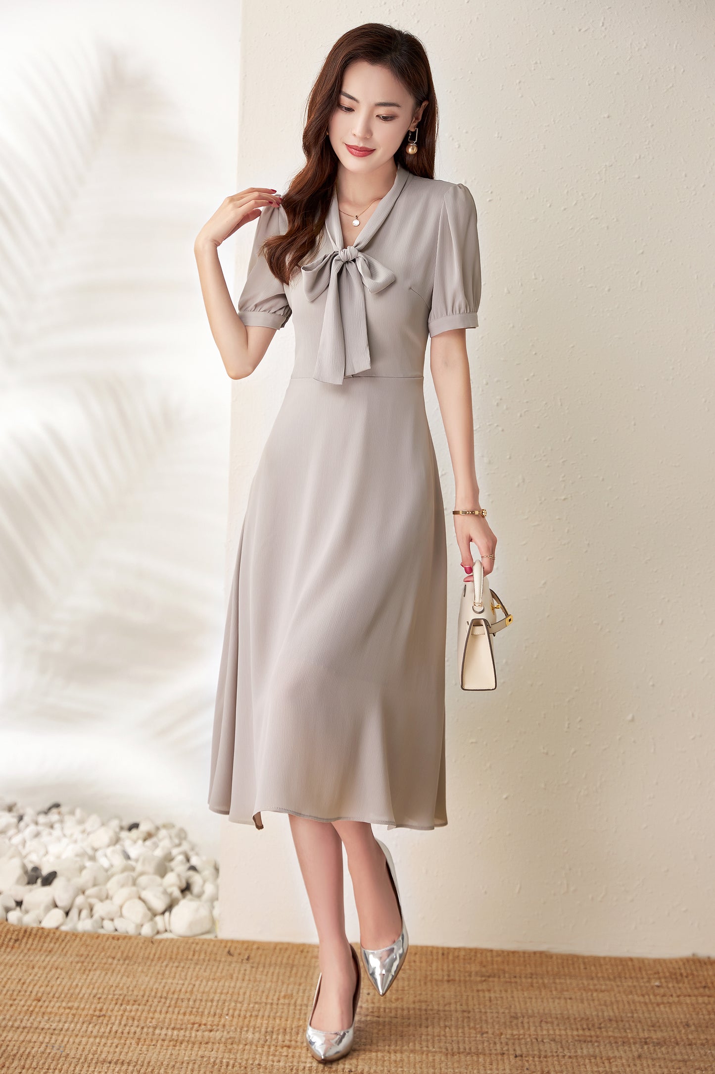 Ebba front ribbon crepe dress