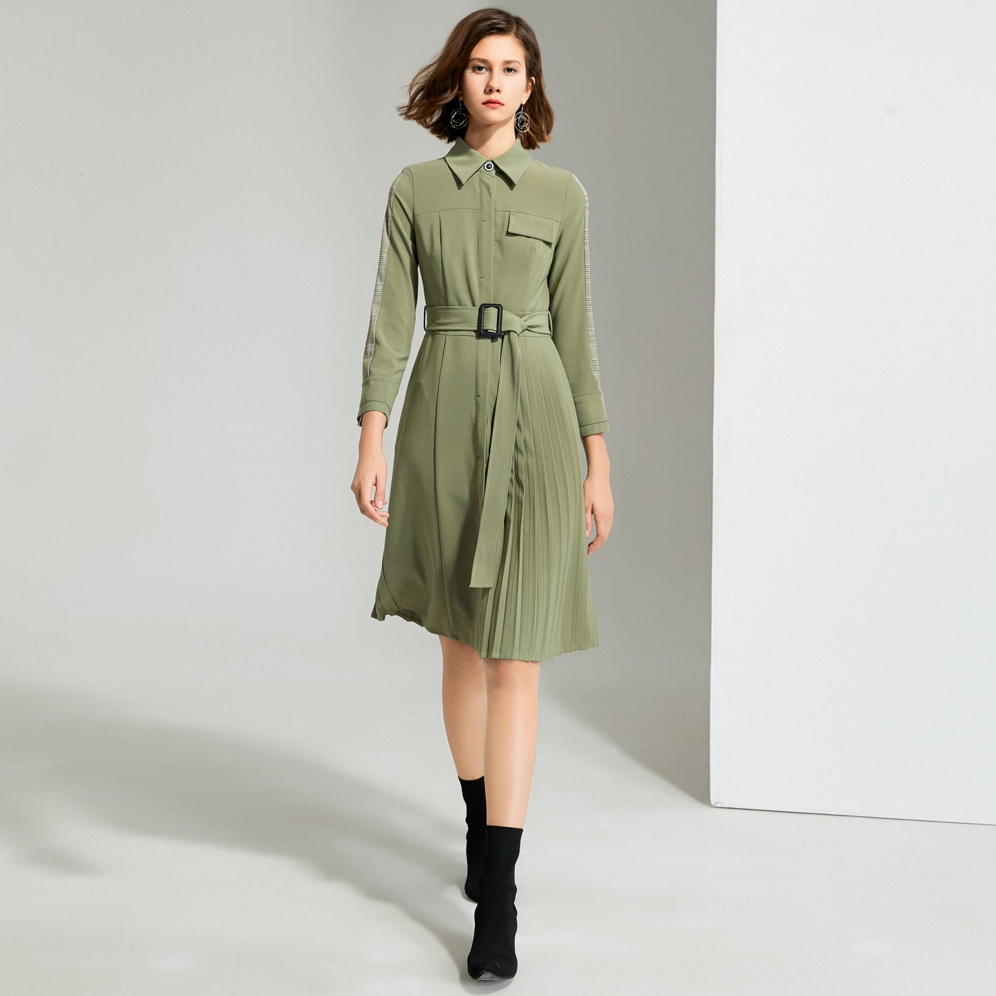 Elvira half pleated dress with waist belt