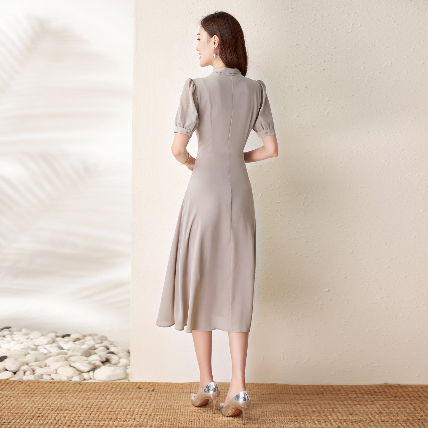 Ebba front ribbon crepe dress