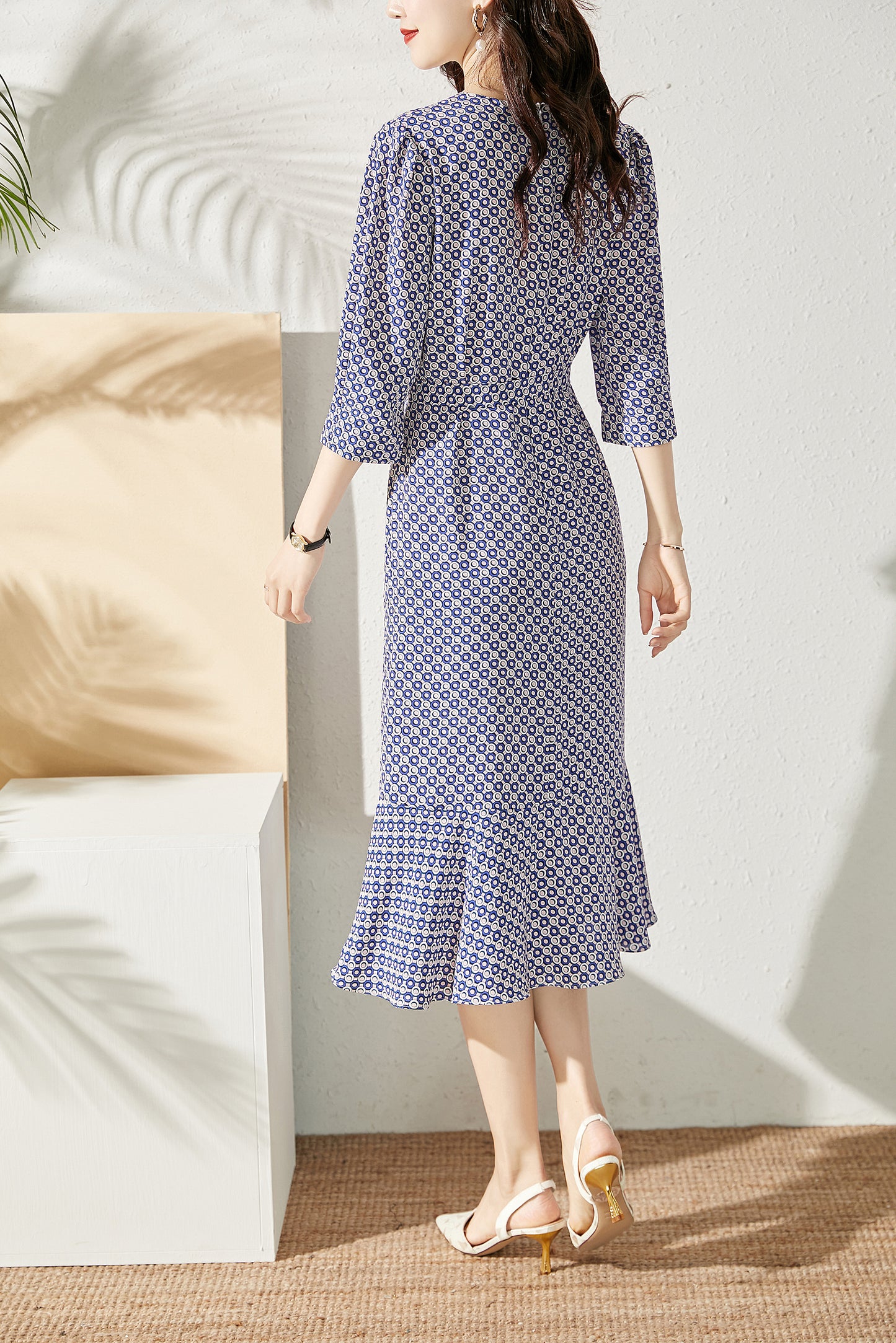 Alessia V neck mermaid dress