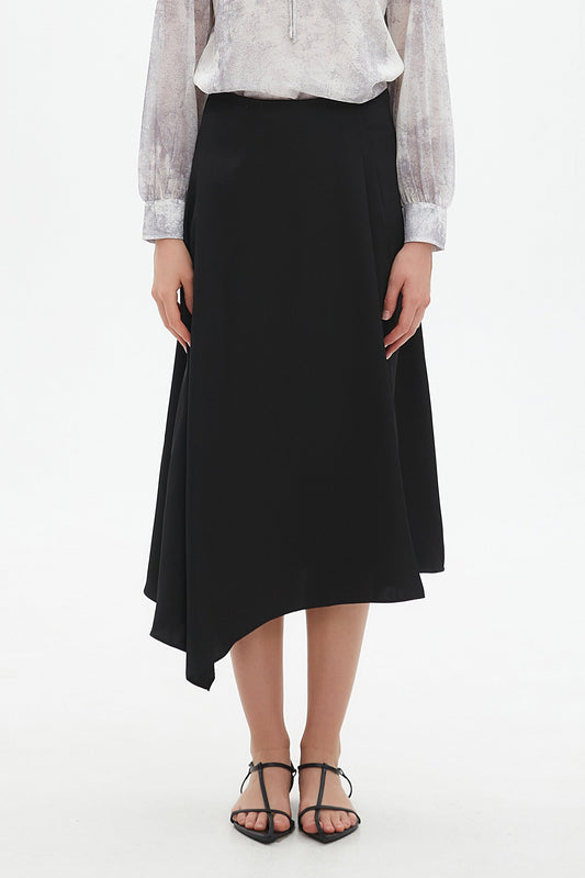 Vega asymmetrical skirt