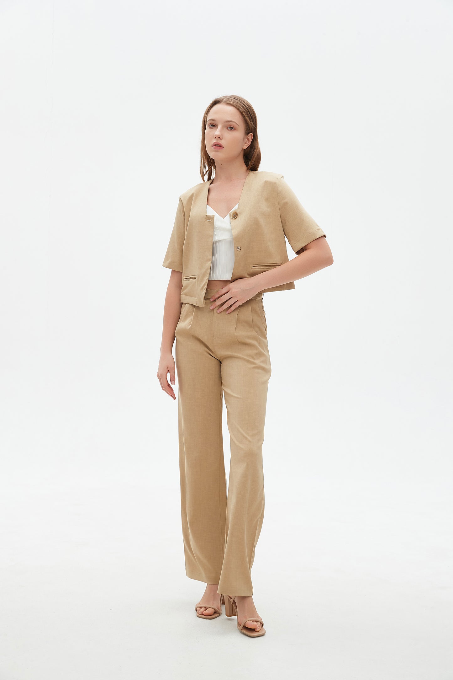 Palour shoulder padded cropped blazer