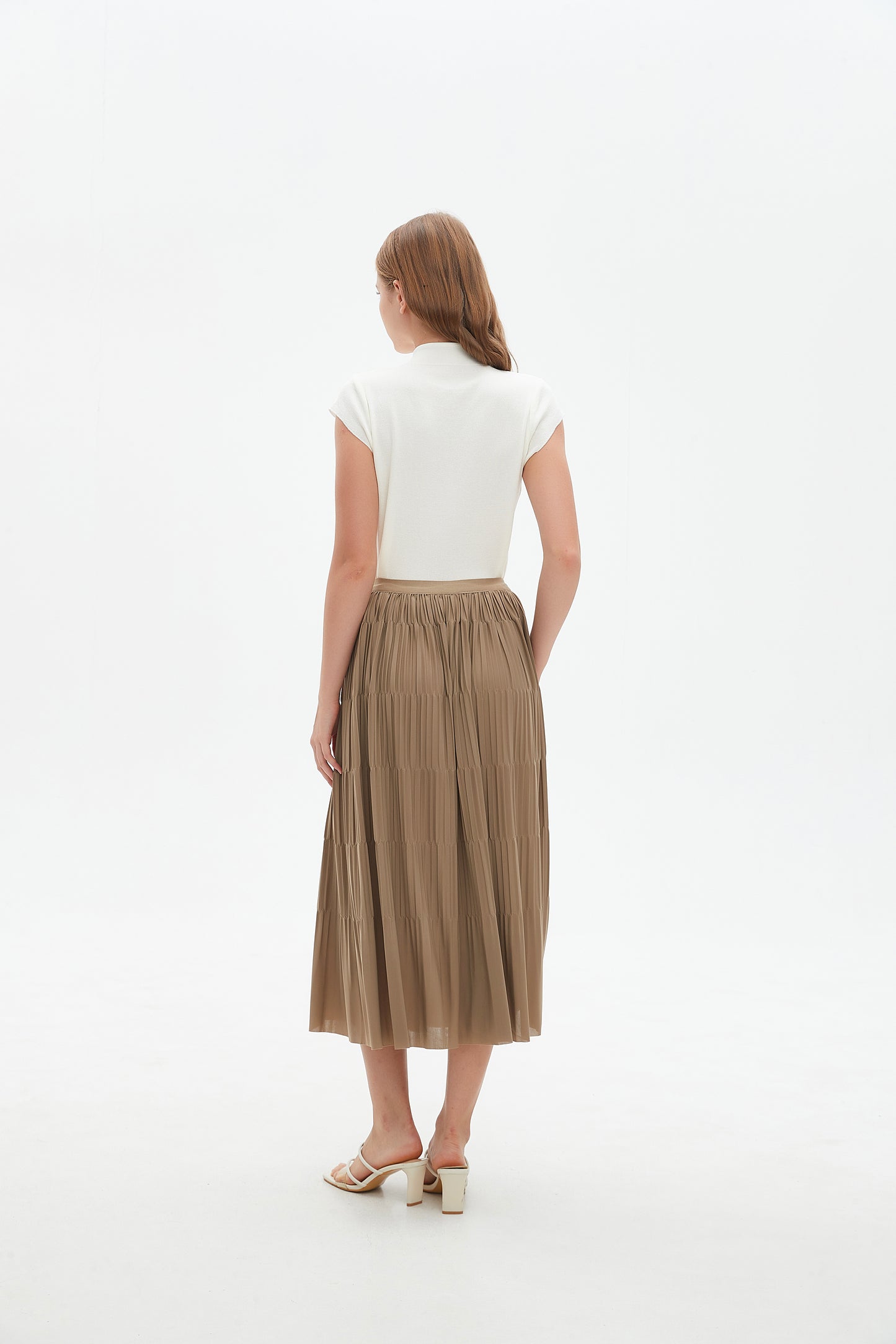 Bora pleated midi skirt with elastic waist