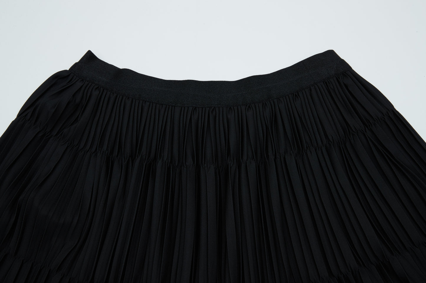 Bora pleated midi skirt with elastic waist