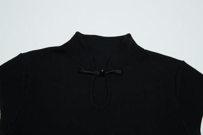 Bora mandarin collar knit blouse with key hole