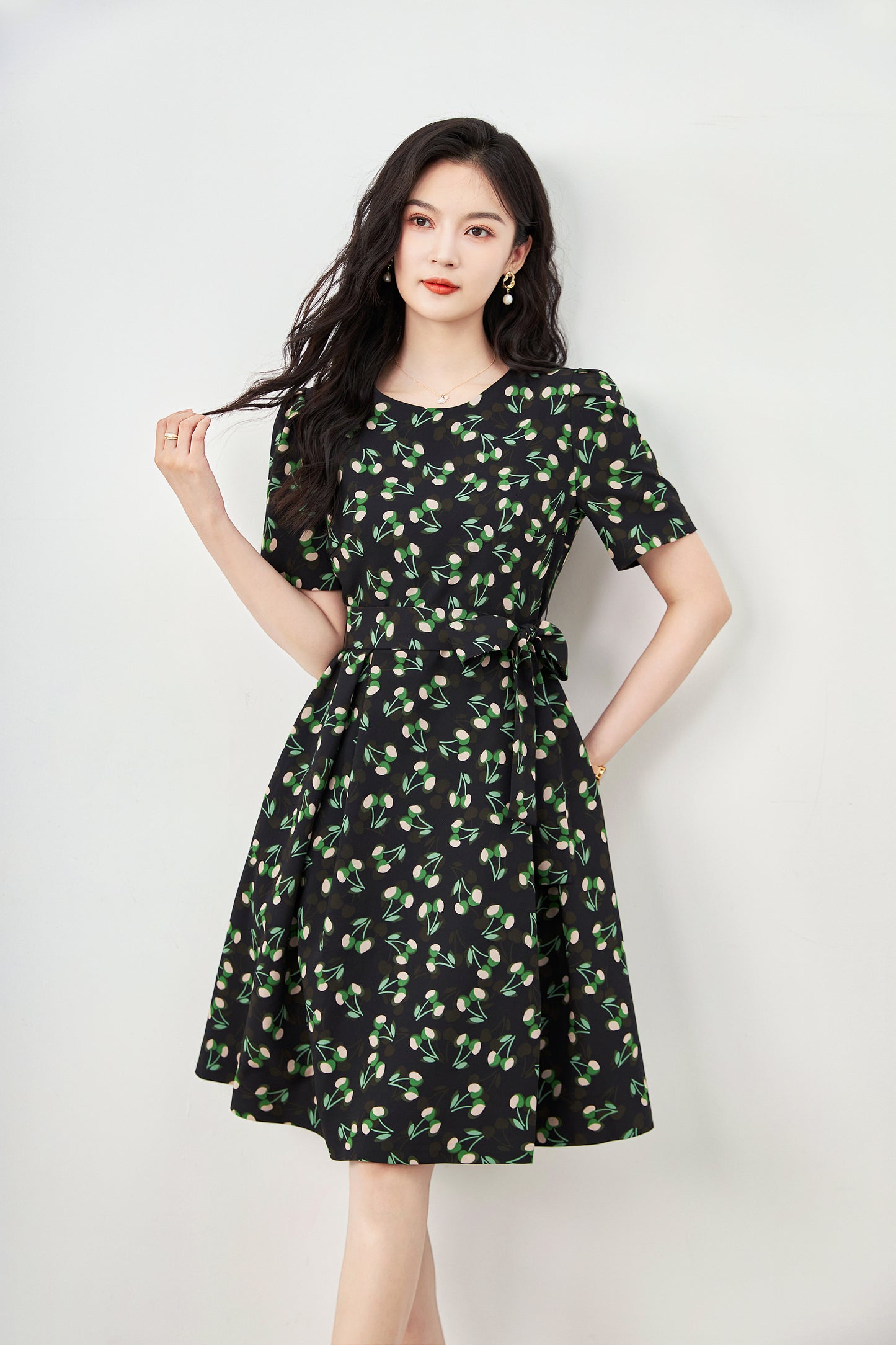 Suri chiffon printed round neck dress with belt