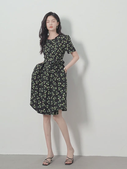 Suri chiffon printed round neck dress with belt