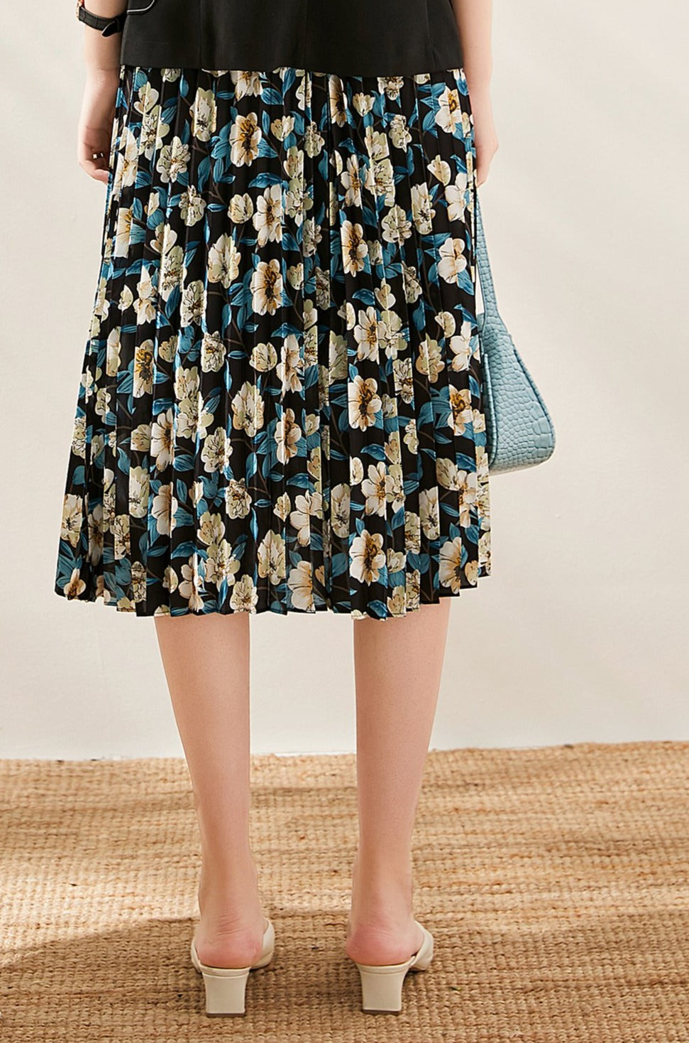 Cinzia Pleated floral skirt