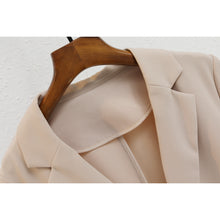 Load image into Gallery viewer, Cinzia Suit blazer with floral cuffs [BOTTOM SOLD SEPARATELY]
