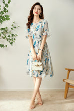 Load image into Gallery viewer, Torill pure silk floral dress with waist belt
